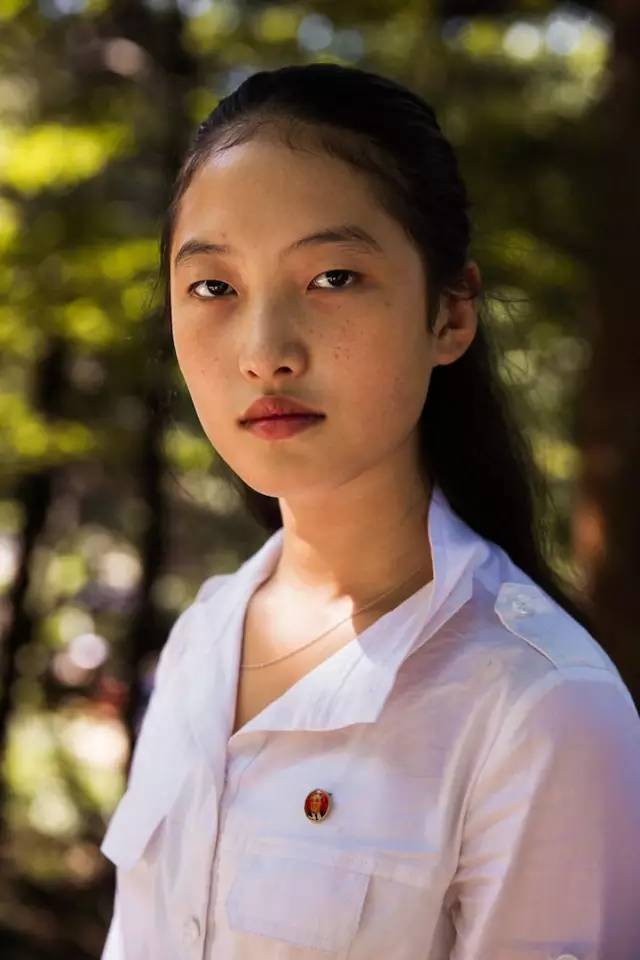 4年拍了500位姑娘,她彻底颠覆了网红脸-微刊